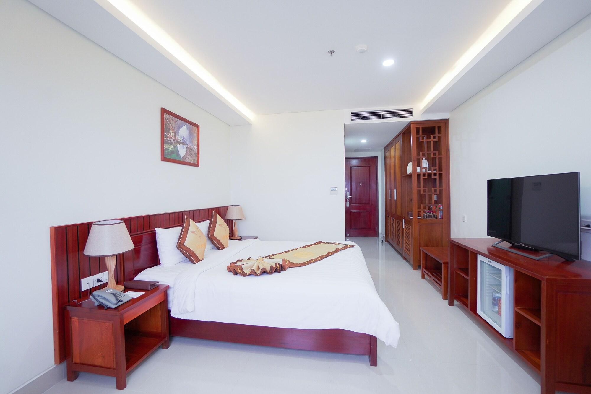 Vinh Hoang Hotel Донгхой Экстерьер фото