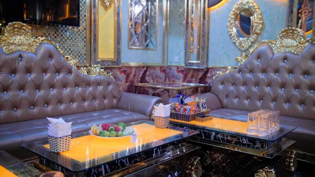 Vinh Hoang Hotel Донгхой Экстерьер фото